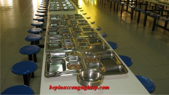 Bàn ghế ăn tập thể