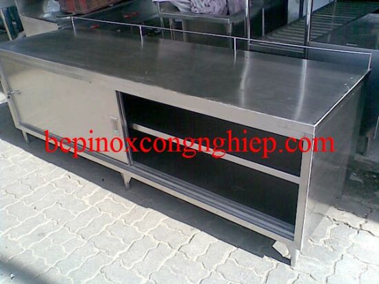 Quầy inox có cửa trượt